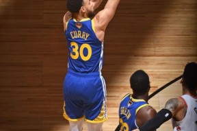 爱游戏电竞体育-多特蒙德巨星伤愈复出即破门，全场球迷沸腾，工作历史资源.-爱游戏电竞体育